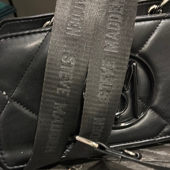 Steve Madden Black Crossbody Bag - Picture 8 of 8